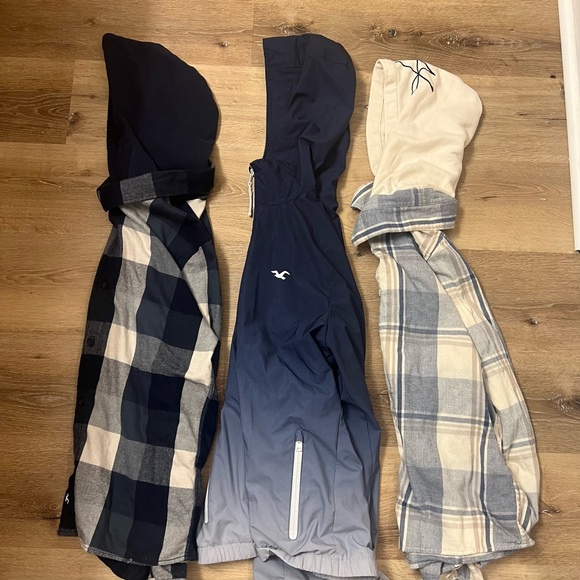 Hollister Other - 3 Hollister Top Bundle